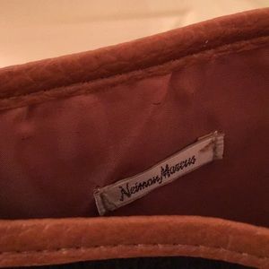 Neiman Marcus Bags - Neiman Marcus leather tote purse Neiman Marcus Bags - Neiman Marcus leather tote purse